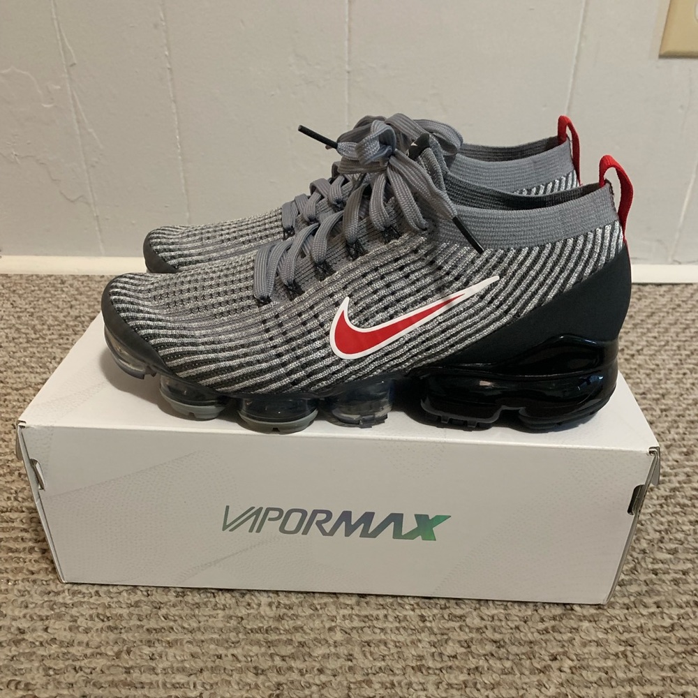 Particle grey VaporMax Flynit 3